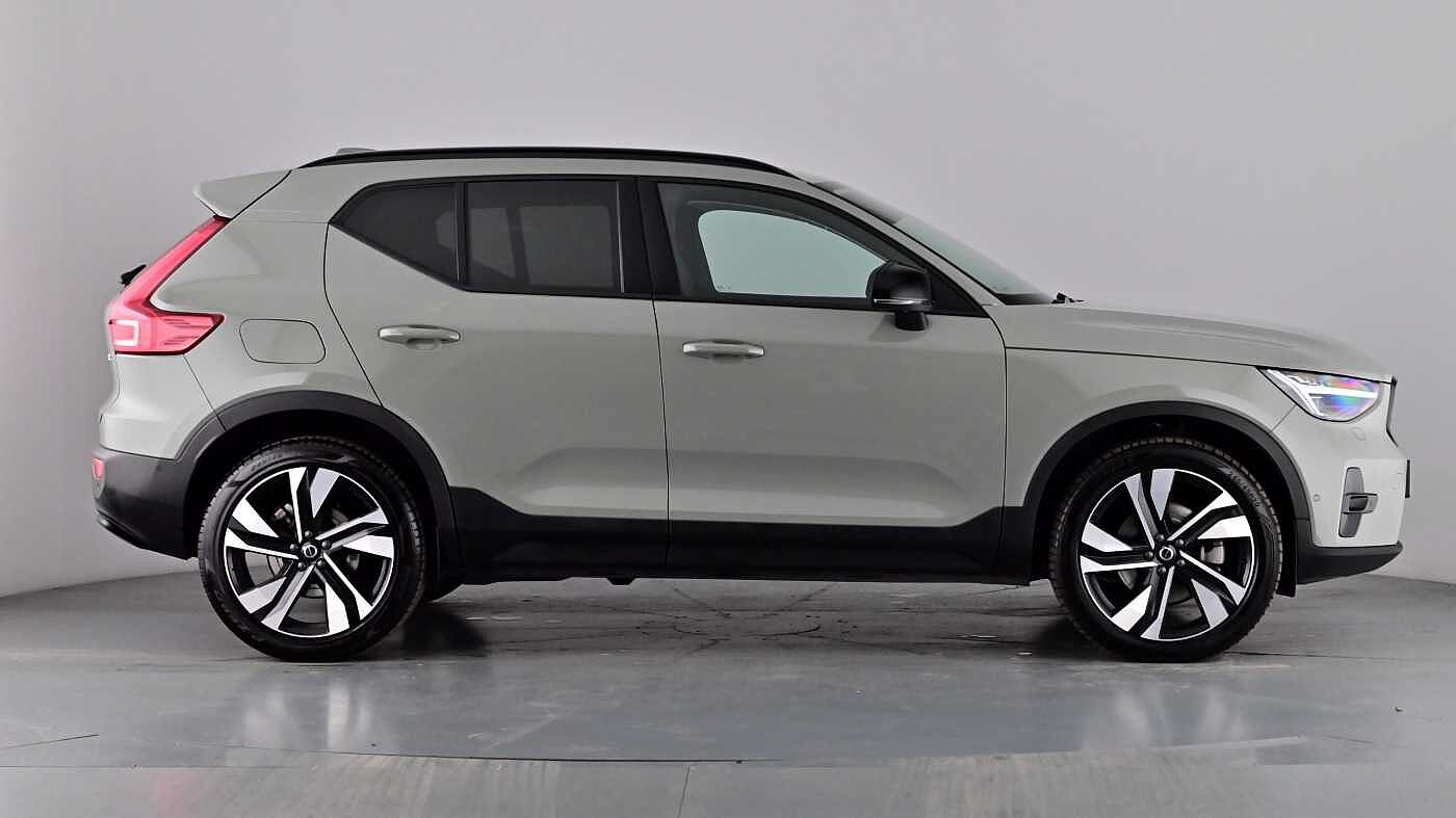Used Volvo XC40 2025 for sale - 77013086: Photo 3