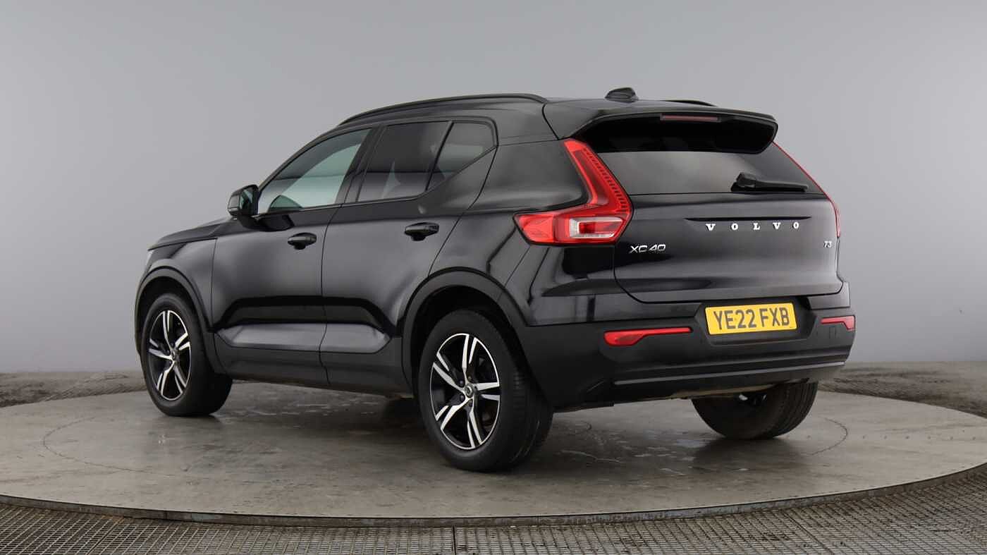 Used Volvo XC40 2022 for sale - 77300441: Photo 2
