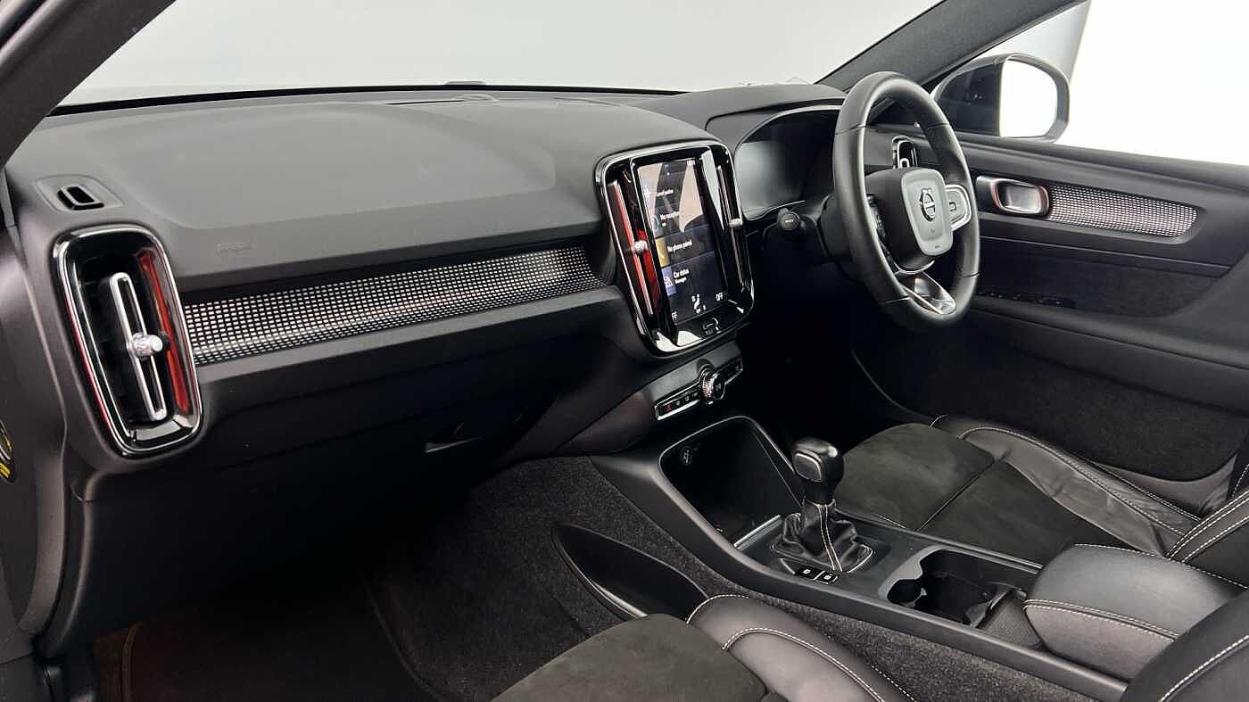 Used Volvo XC40 2022 for sale - 77300441: Photo 3