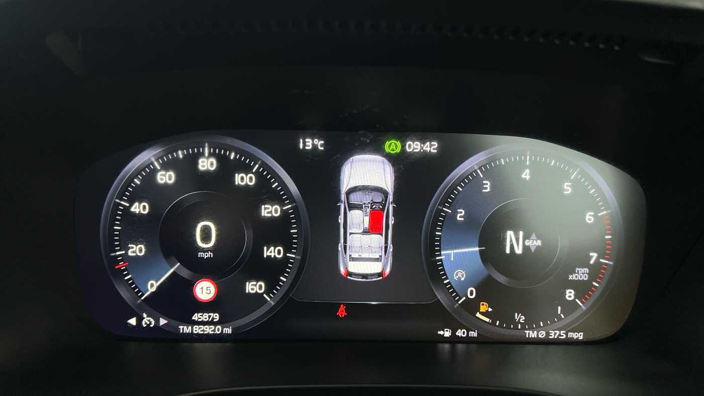 Used Volvo XC40 2022 for sale - 77300441: Photo 8