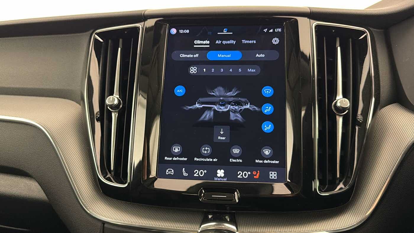 Used Volvo XC60 2023 for sale - 77981162: Photo 16