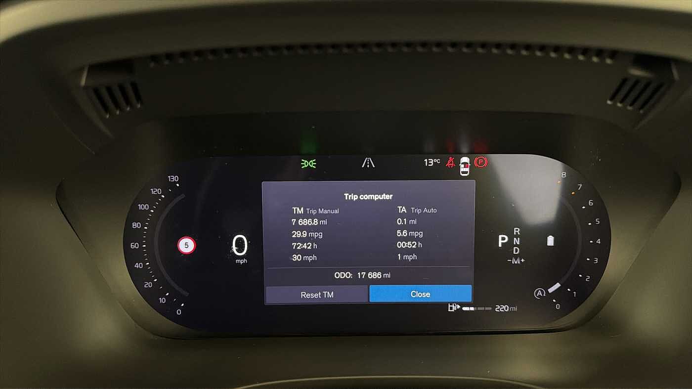 Used Volvo XC60 2023 for sale - 77981162: Photo 35