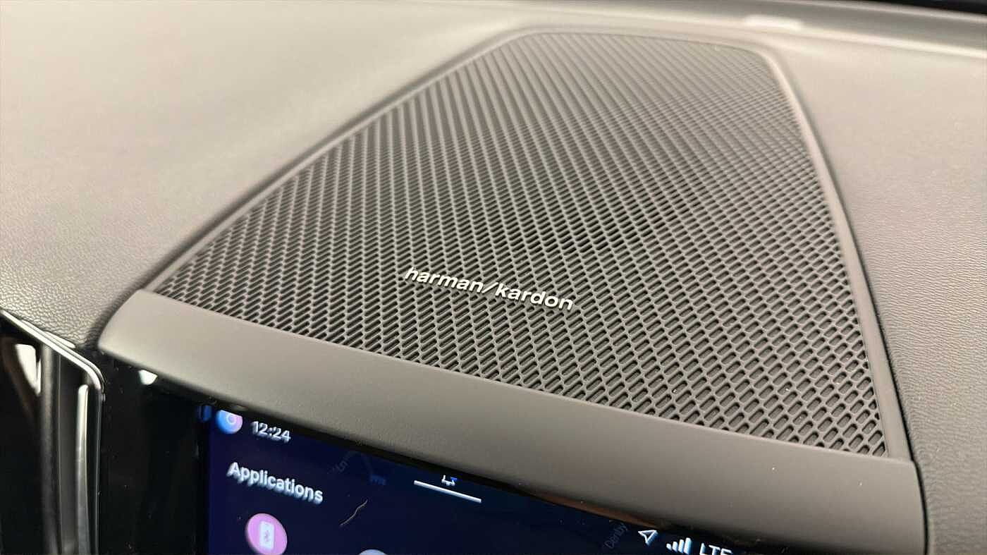 Used Volvo XC60 2023 for sale - 77981162: Photo 39