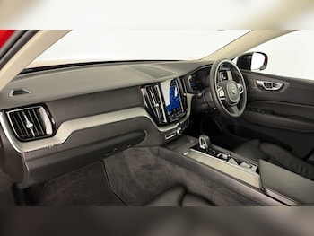 Used Volvo XC60 2023 for sale - 77981162: Photo