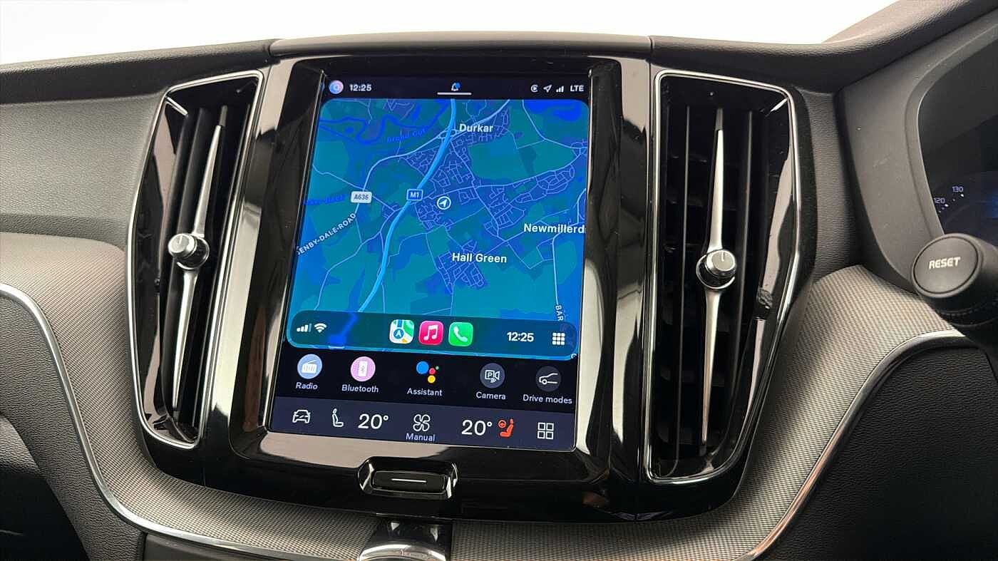 Used Volvo XC60 2023 for sale - 77981162: Photo 41