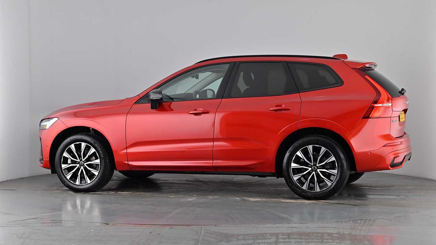 Used Volvo XC60 2023 for sale - 77981162: Photo 57