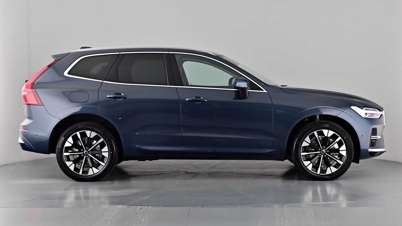 Used Volvo XC60 2025 for sale - 78123202: Photo 3