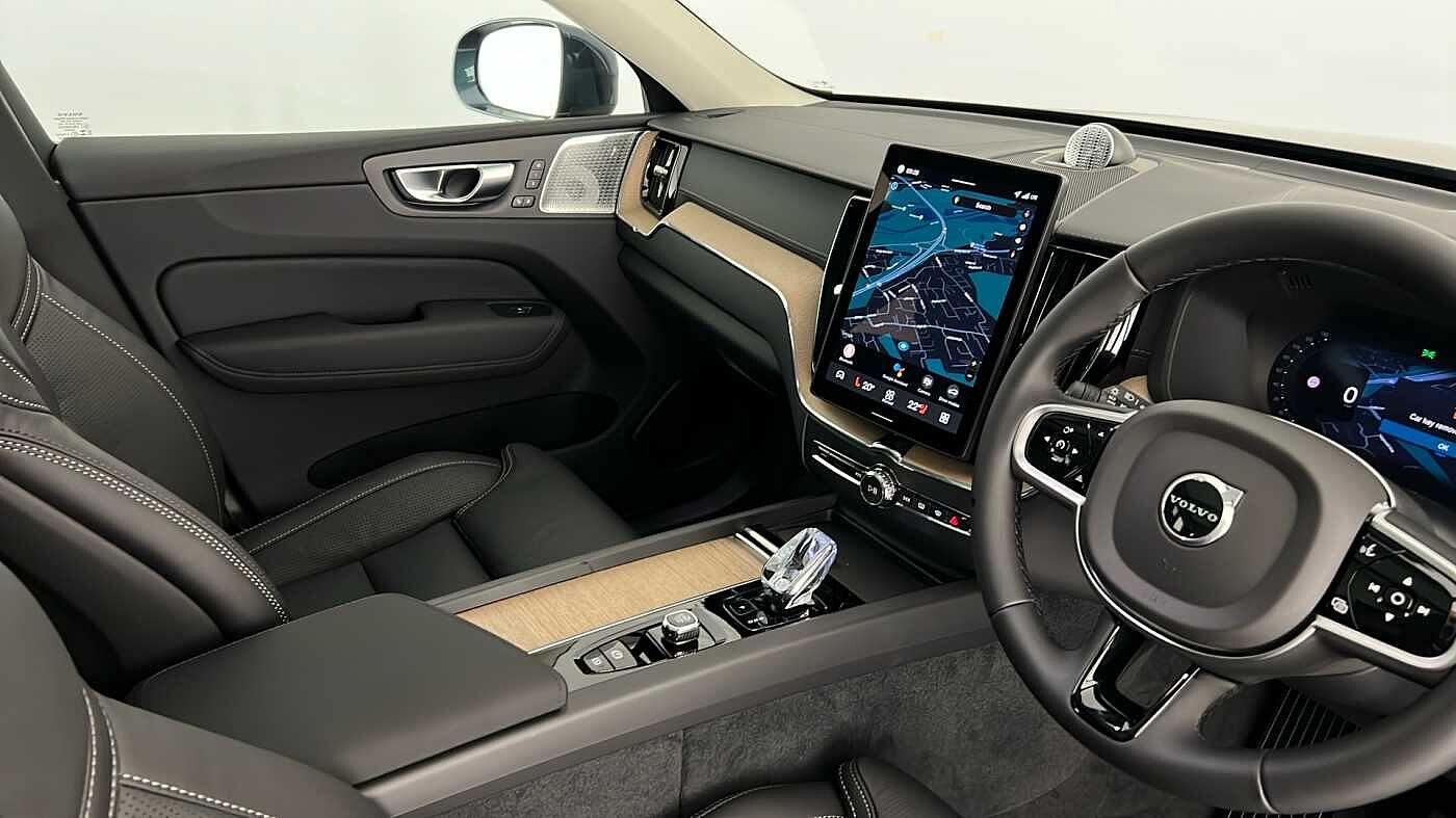 Used Volvo XC60 2025 for sale - 78123202: Photo 37