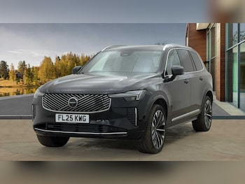 2025 - 2.0 T8 PHEV Ultra Dark 5dr AWD Geartronic