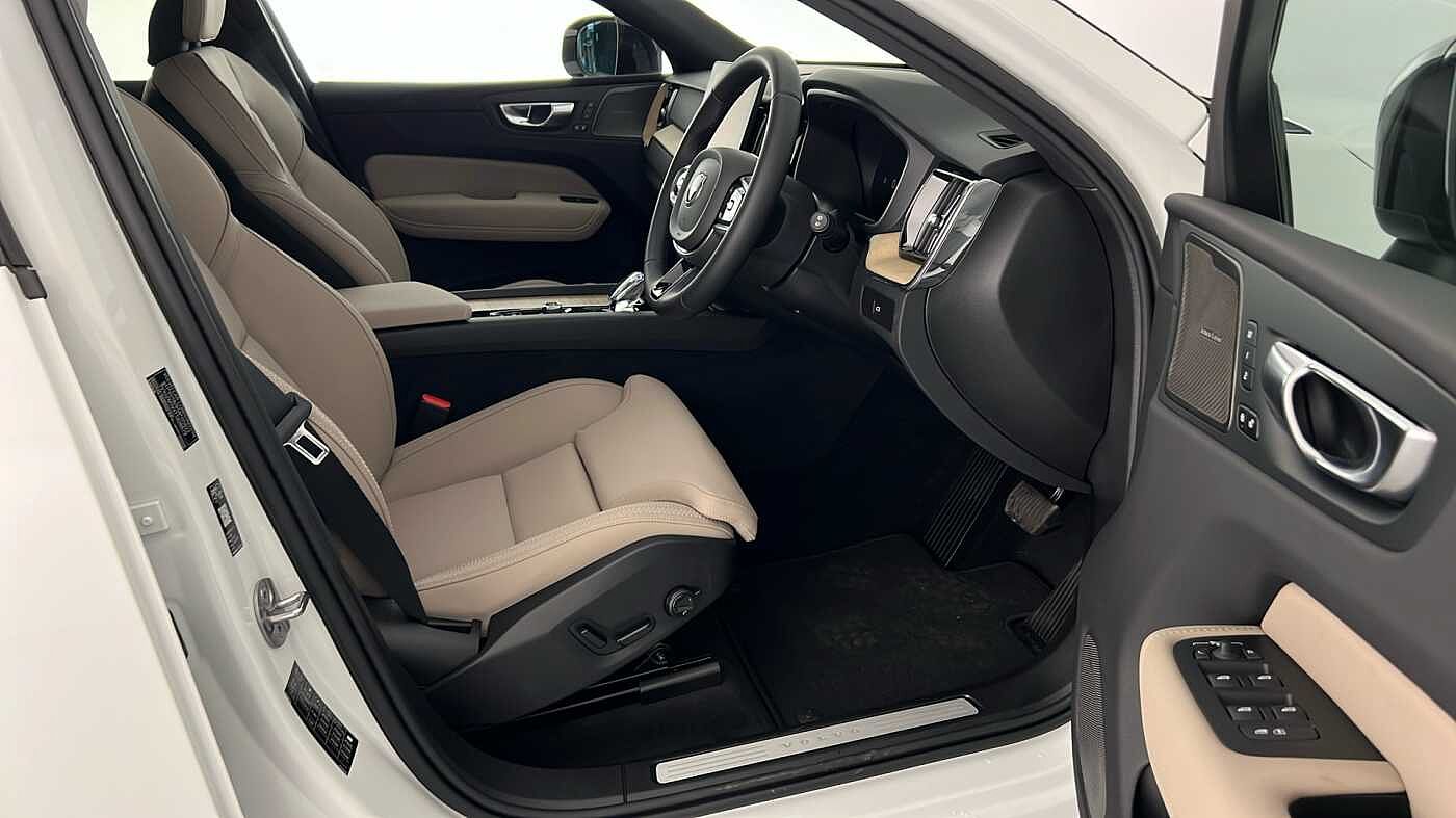 Used Volvo XC60 2025 for sale - 76302256: Photo 23