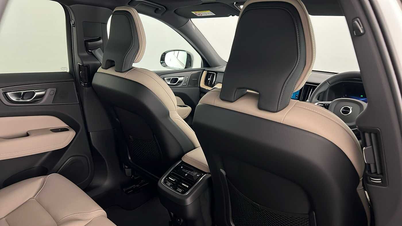 Used Volvo XC60 2025 for sale - 76302256: Photo 31