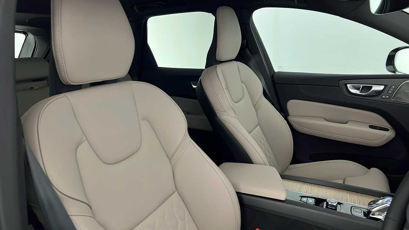 Used Volvo XC60 2025 for sale - 76302256: Photo 34