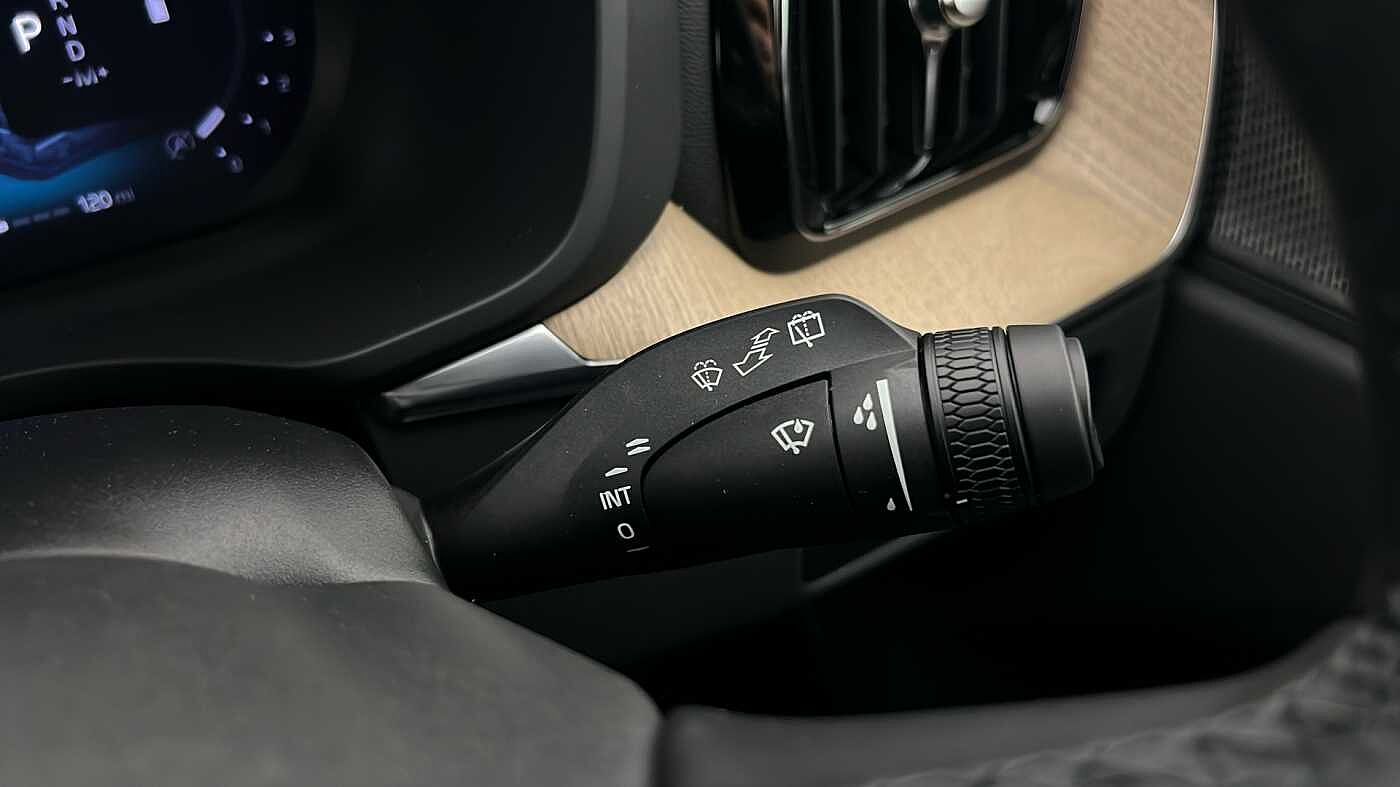 Used Volvo XC60 2025 for sale - 76302256: Photo 38