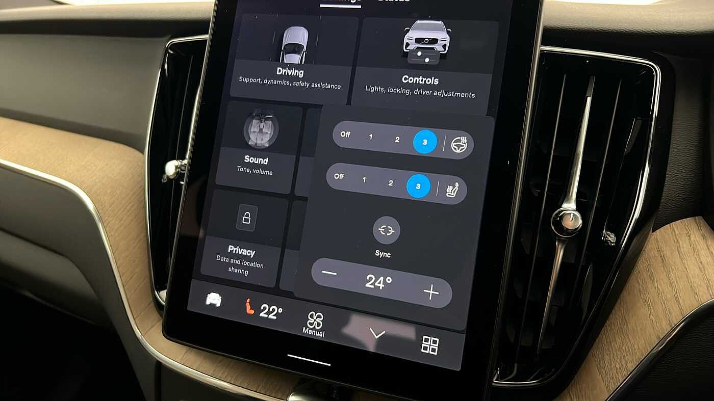 Used Volvo XC60 2025 for sale - 76302256: Photo 42