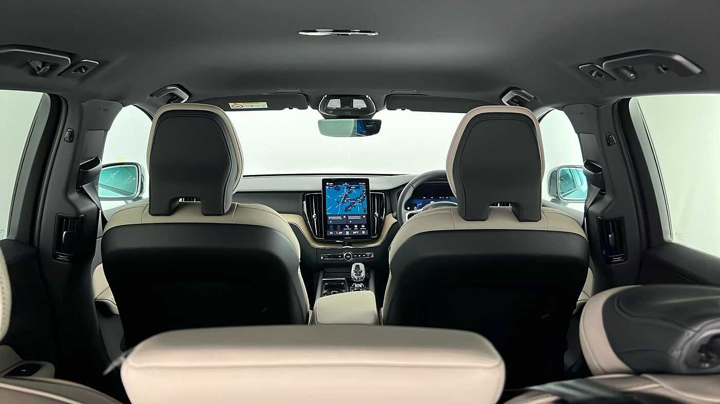 Used Volvo XC60 2025 for sale - 76302256: Photo 46