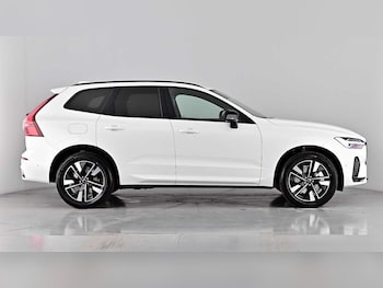 Used Volvo XC60 2025 for sale - 76302256: Photo