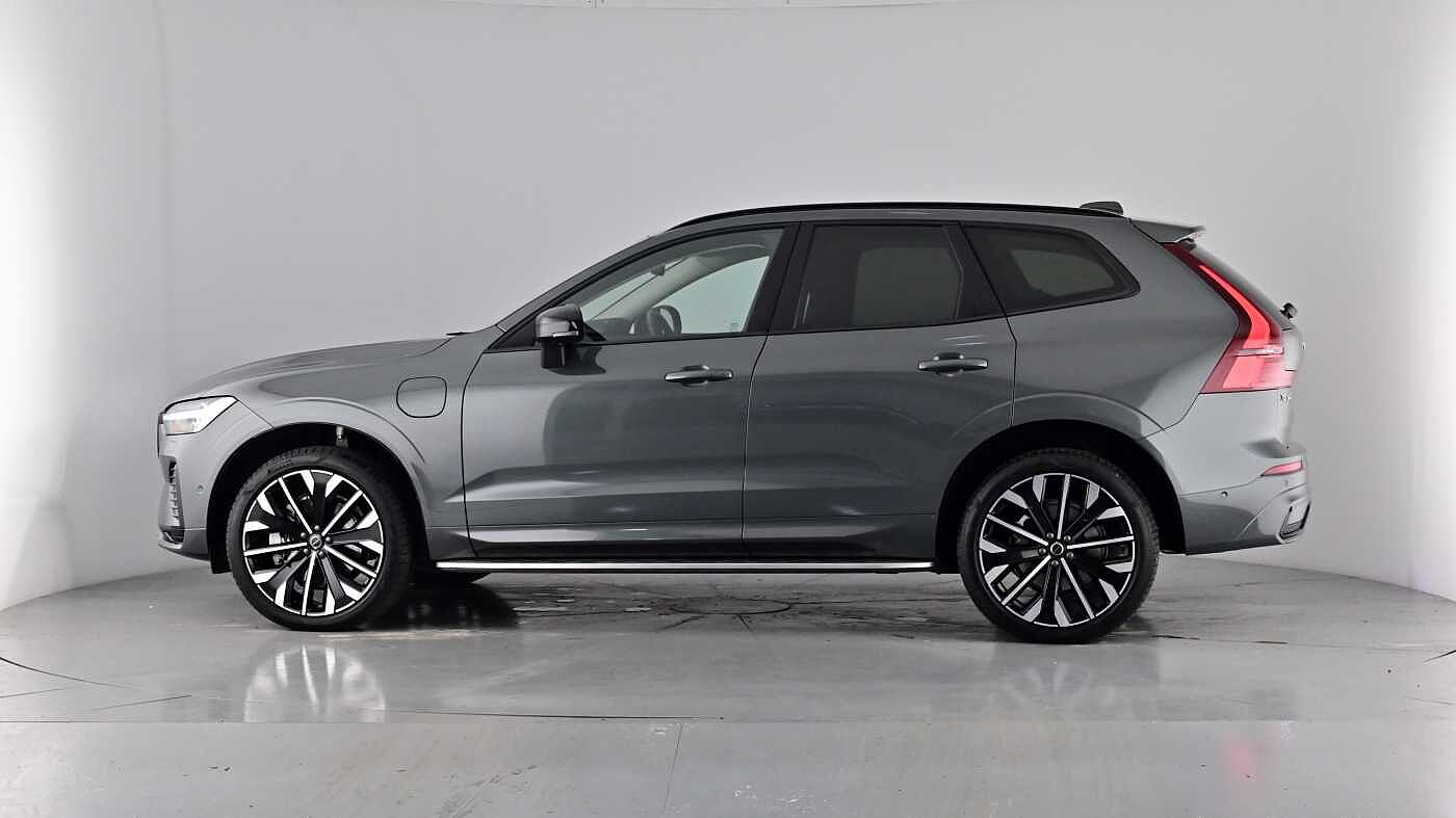 Used Volvo XC60 2025 for sale - 77035870: Photo 24