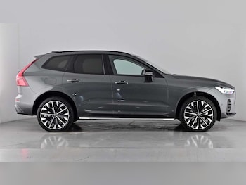 Used Volvo XC60 2025 for sale - 77035870: Photo
