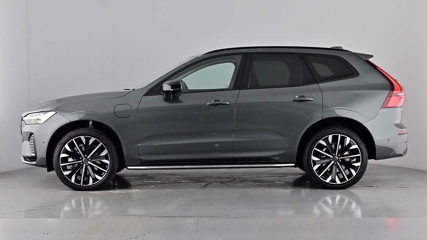 Used Volvo XC60 2025 for sale - 77035870: Photo 8