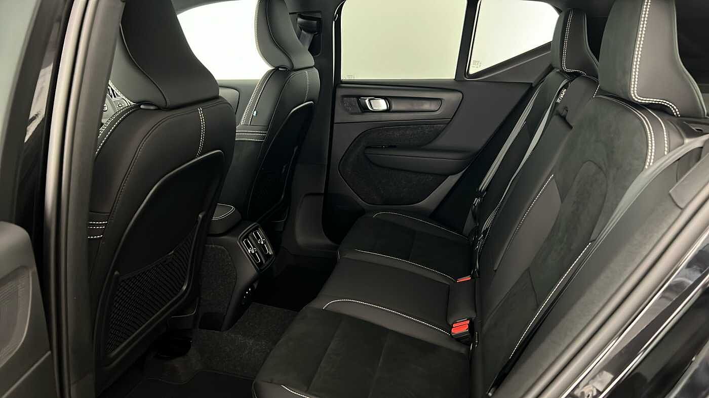 Used Volvo XC40 2025 for sale - 77210232: Photo 12