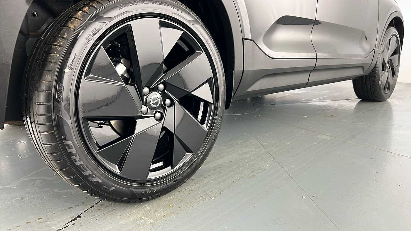 Used Volvo XC40 2025 for sale - 77210232: Photo 30