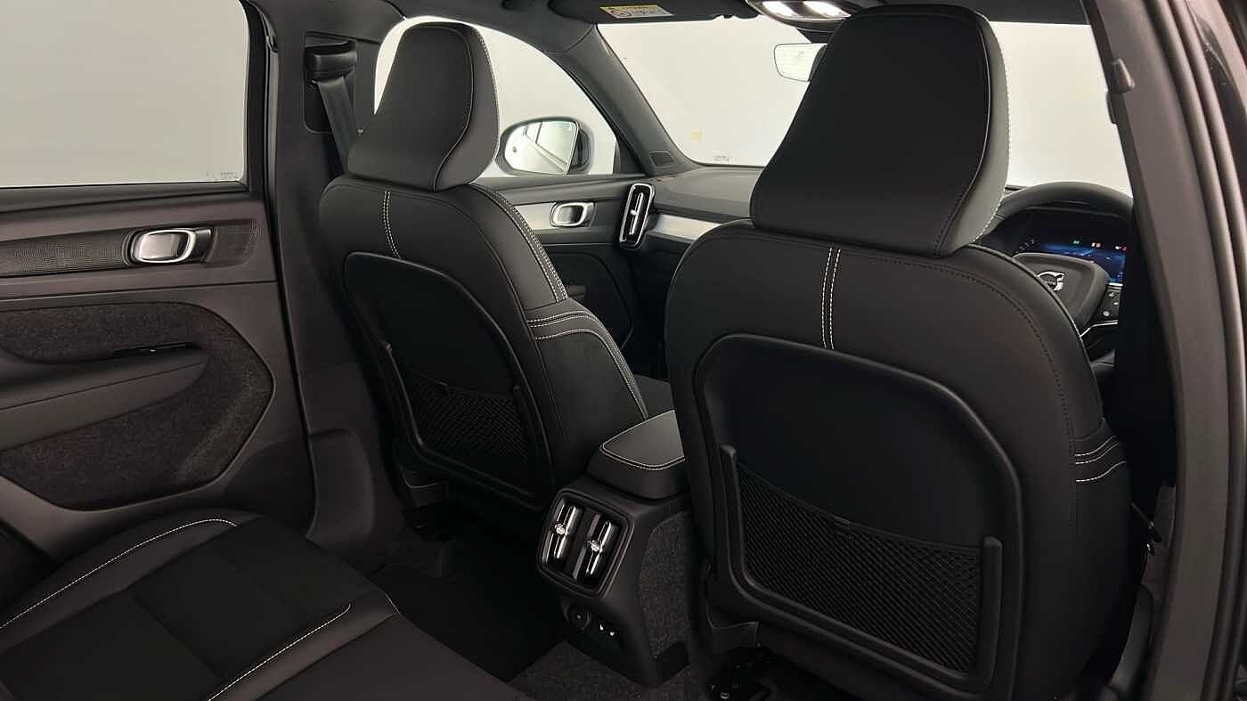 Used Volvo XC40 2025 for sale - 77210232: Photo 31