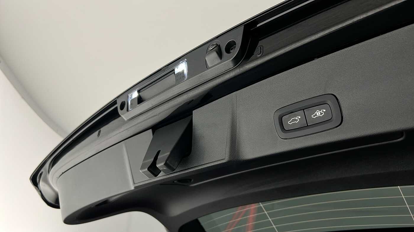 Used Volvo XC40 2025 for sale - 77210232: Photo 47