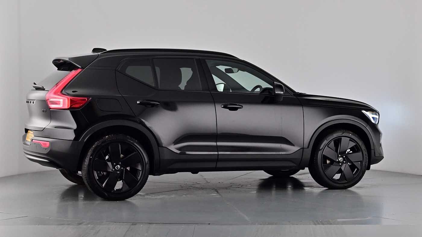 Used Volvo XC40 2025 for sale - 77210232: Photo 77
