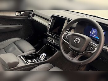 Used Volvo XC40 2025 for sale - 78406417: Photo