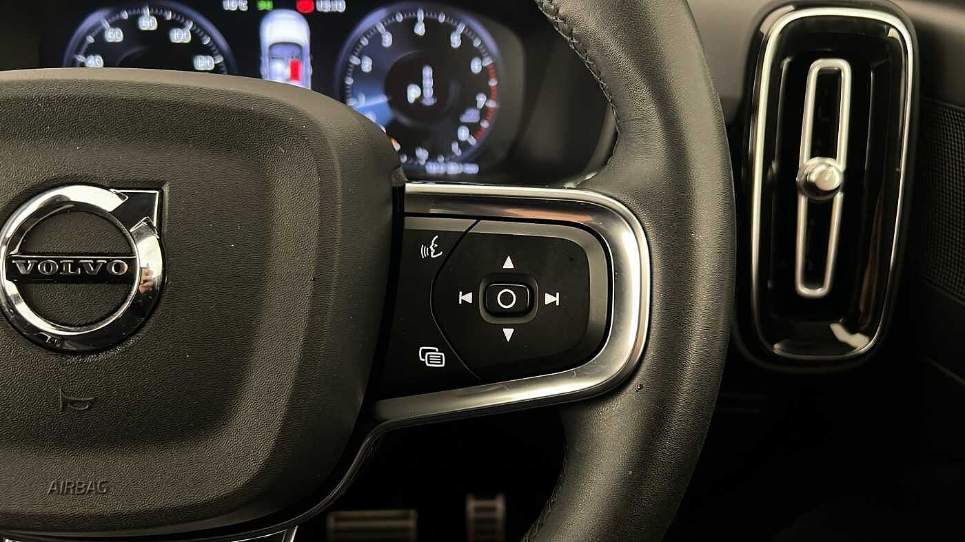 Used Volvo XC40 2022 for sale - 76544534: Photo 17