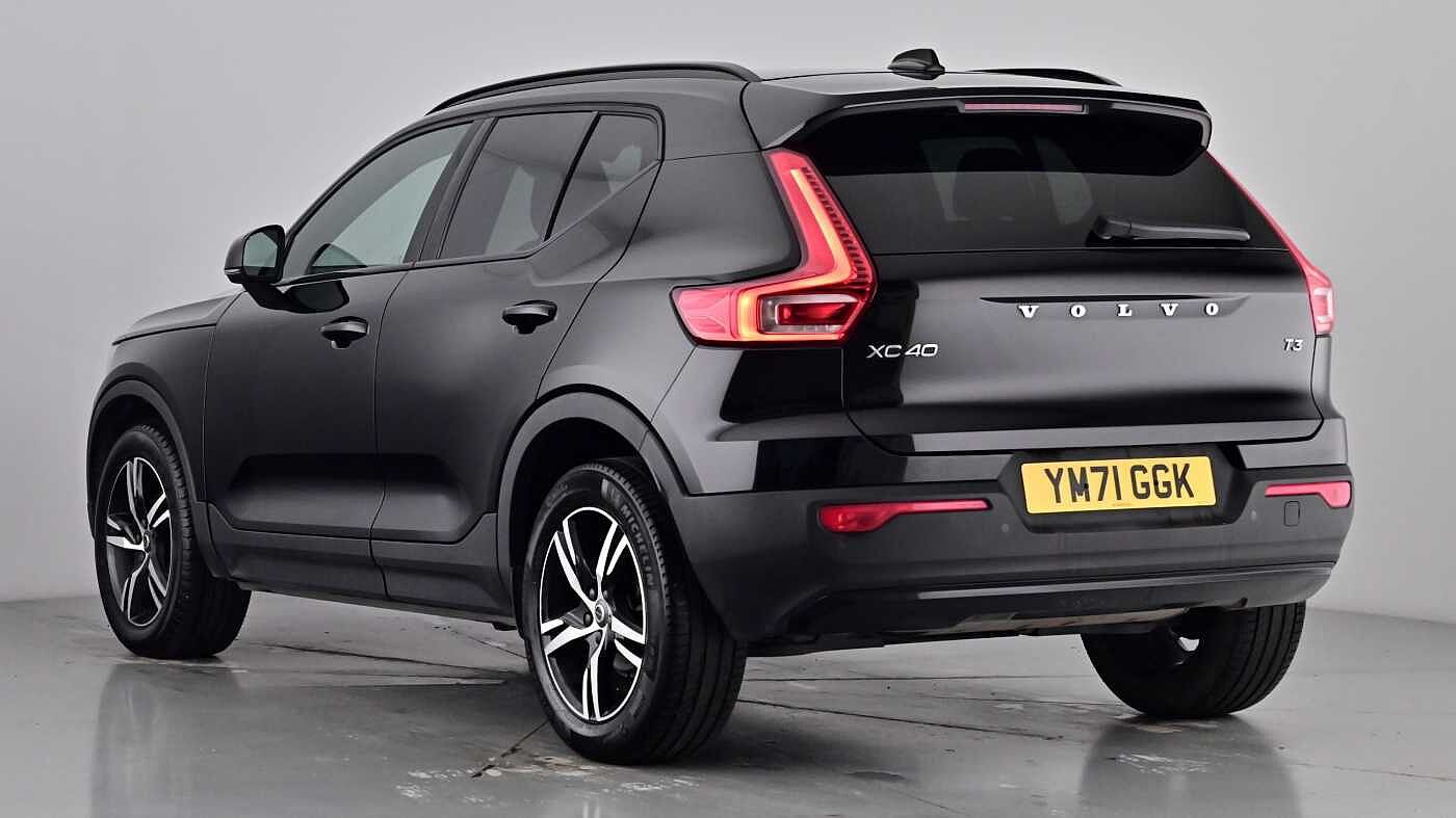 Used Volvo XC40 2022 for sale - 76544534: Photo 2