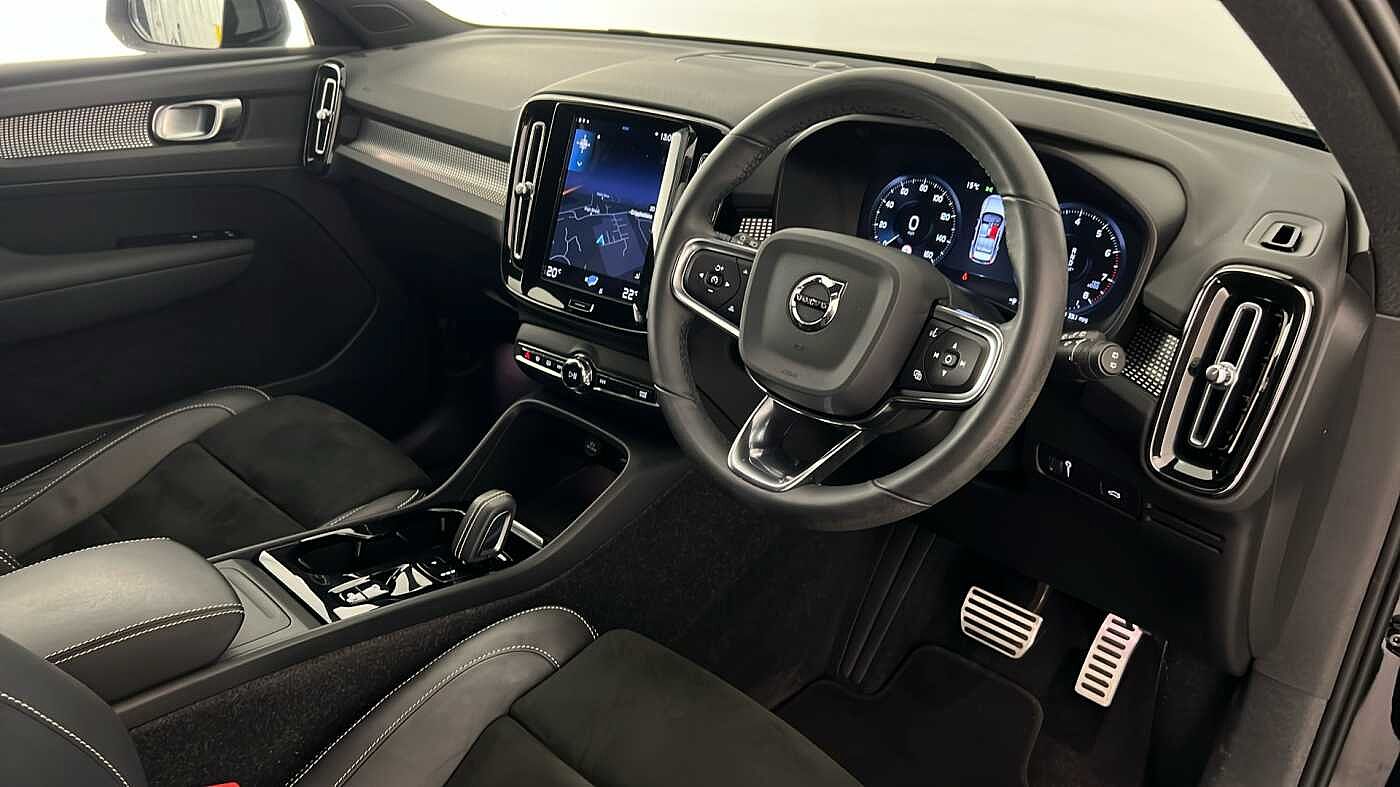 Used Volvo XC40 2022 for sale - 76544534: Photo 3