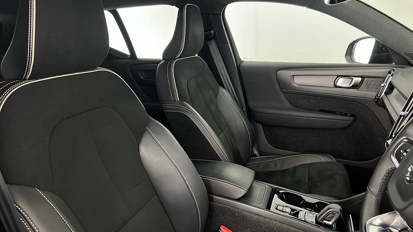 Used Volvo XC40 2022 for sale - 76544534: Photo 34