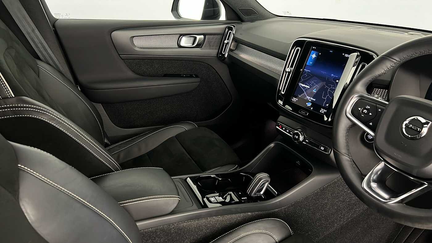 Used Volvo XC40 2022 for sale - 76544534: Photo 35