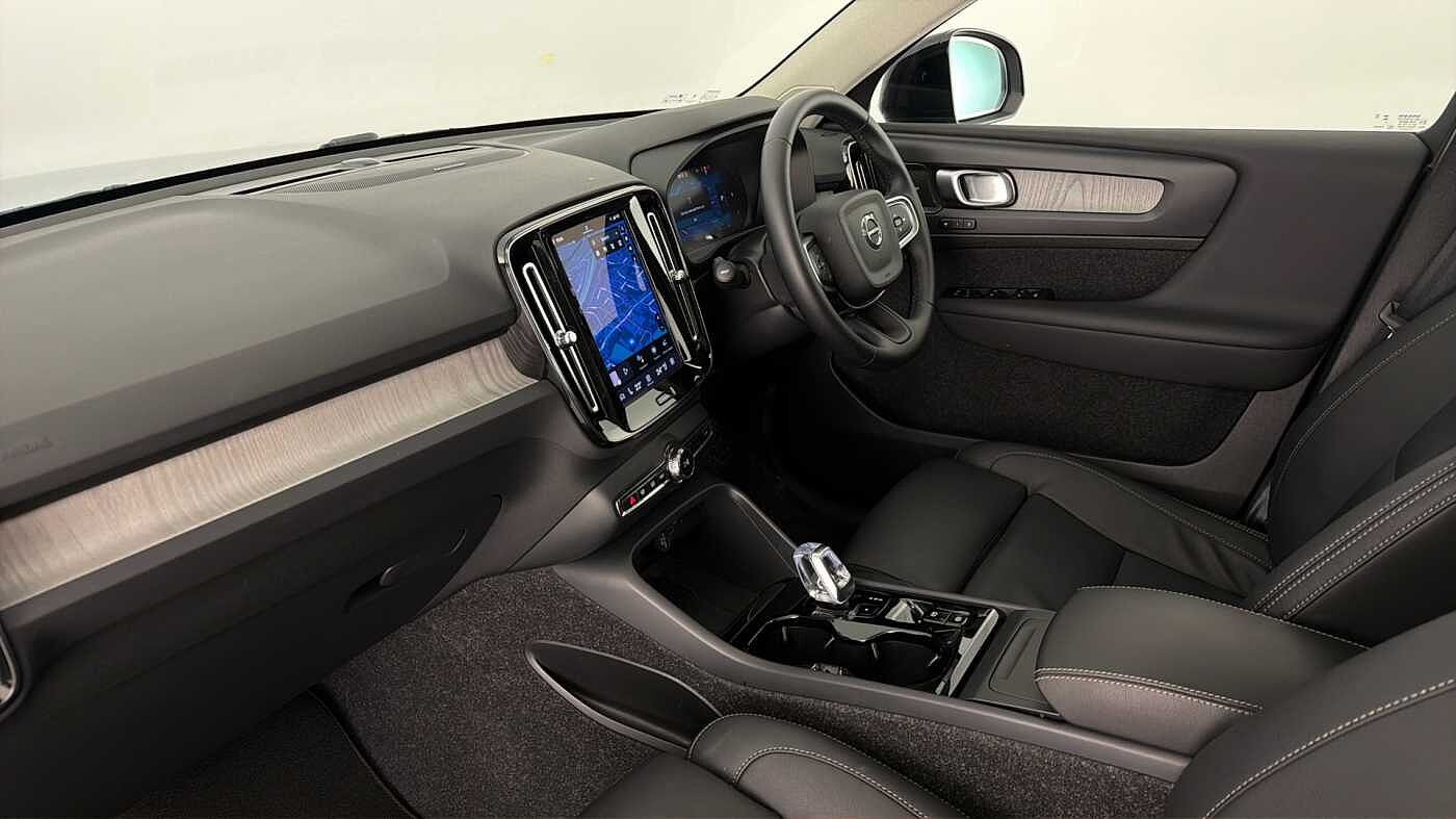 Used Volvo XC40 2025 for sale - 77778403: Photo 10