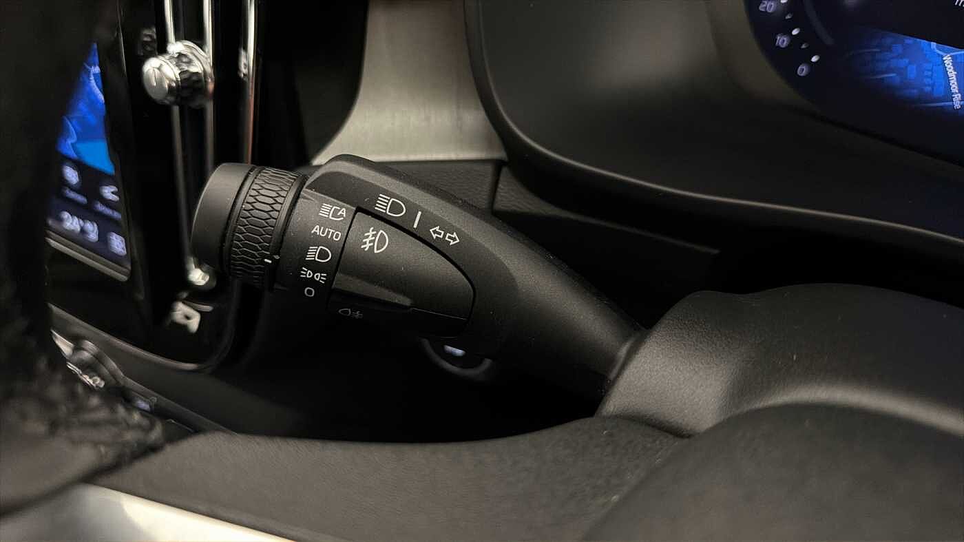 Used Volvo XC40 2025 for sale - 77778403: Photo 39