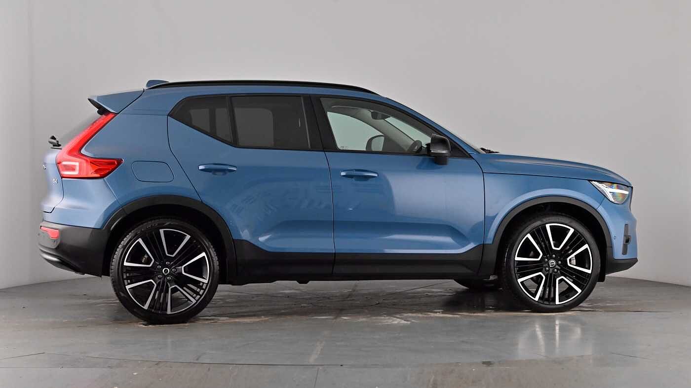 Used Volvo XC40 2025 for sale - 77778403: Photo 77