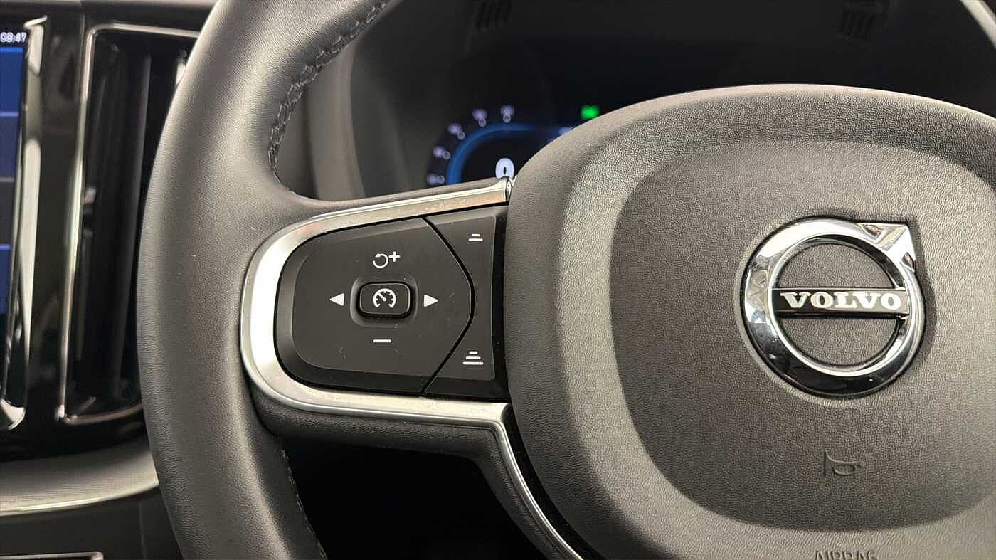 Used Volvo XC60 2022 for sale - 77702722: Photo 19