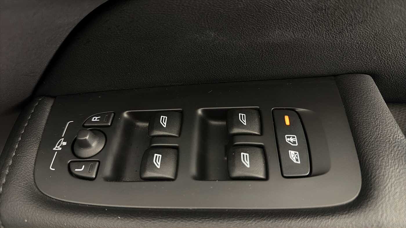 Used Volvo XC60 2022 for sale - 77702722: Photo 35