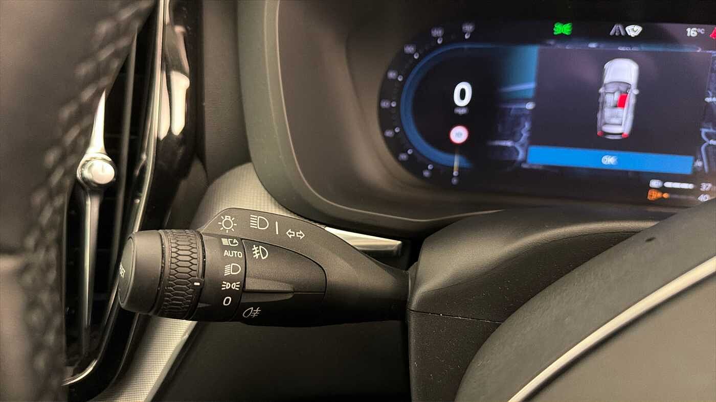 Used Volvo XC60 2022 for sale - 77702722: Photo 37