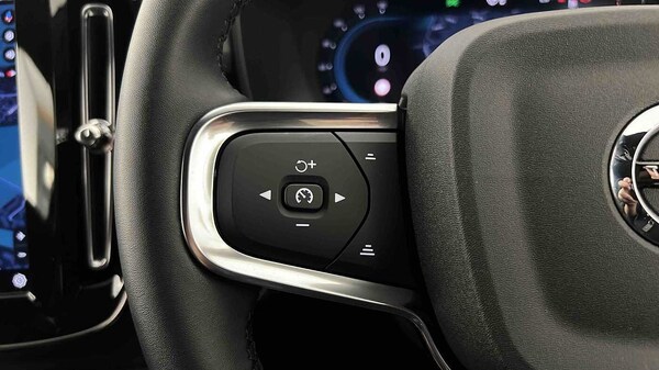 Used Volvo XC40 2024 for sale - 75481213: Photo 18