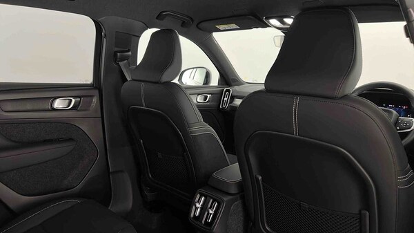 Used Volvo XC40 2024 for sale - 75481213: Photo 31