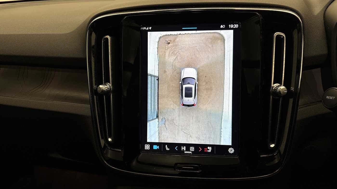 Used Volvo XC40 2023 for sale - 78140486: Photo 15