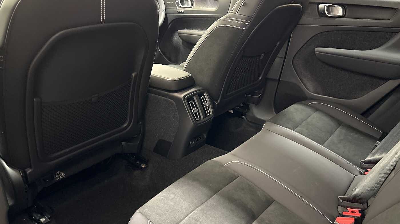 Used Volvo XC40 2023 for sale - 78140486: Photo 8