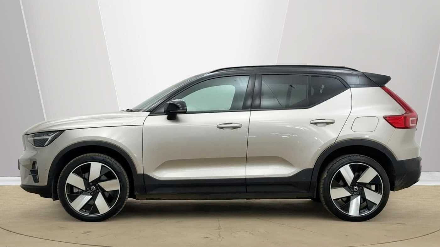 Used Volvo XC40 2023 for sale - 78140486: Photo 9