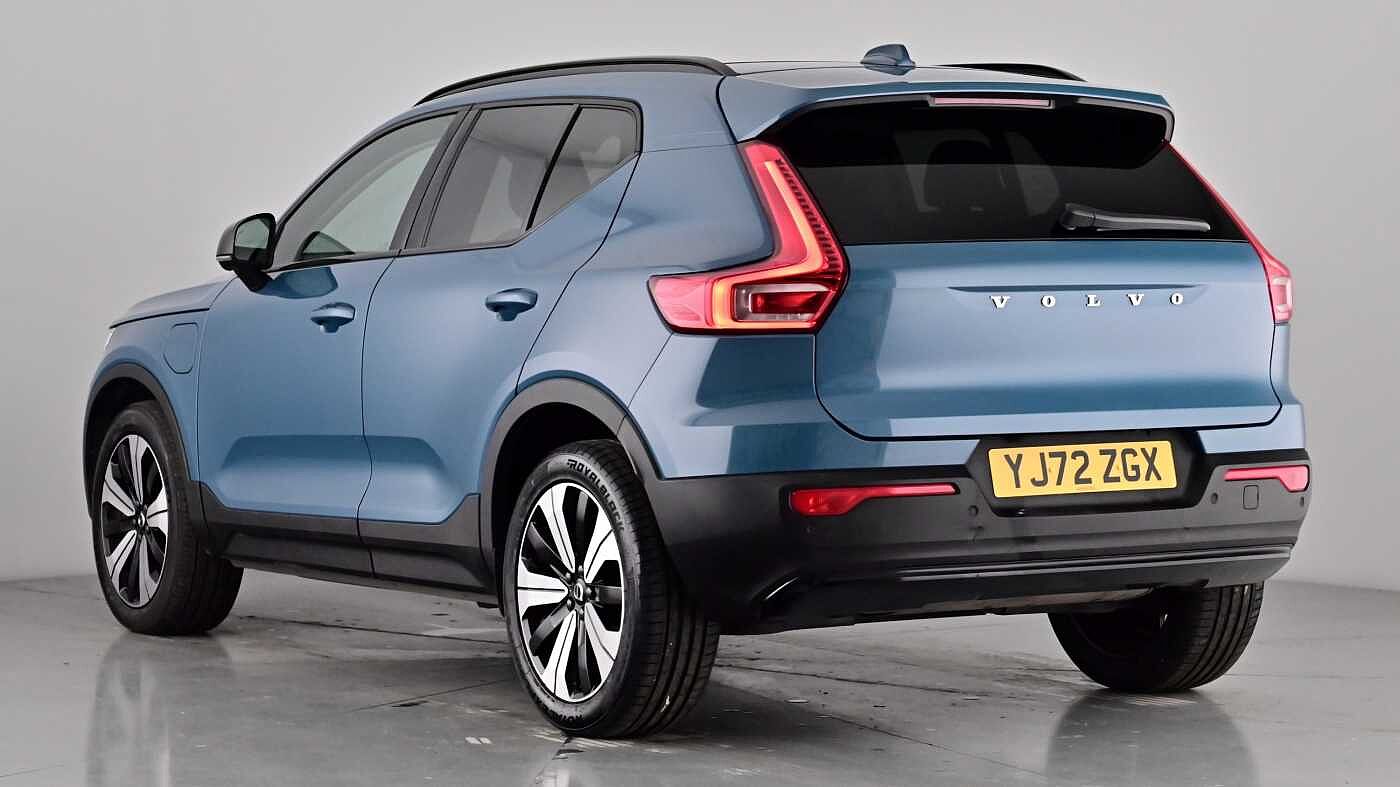Used Volvo XC40 2022 for sale - 76172426: Photo 2
