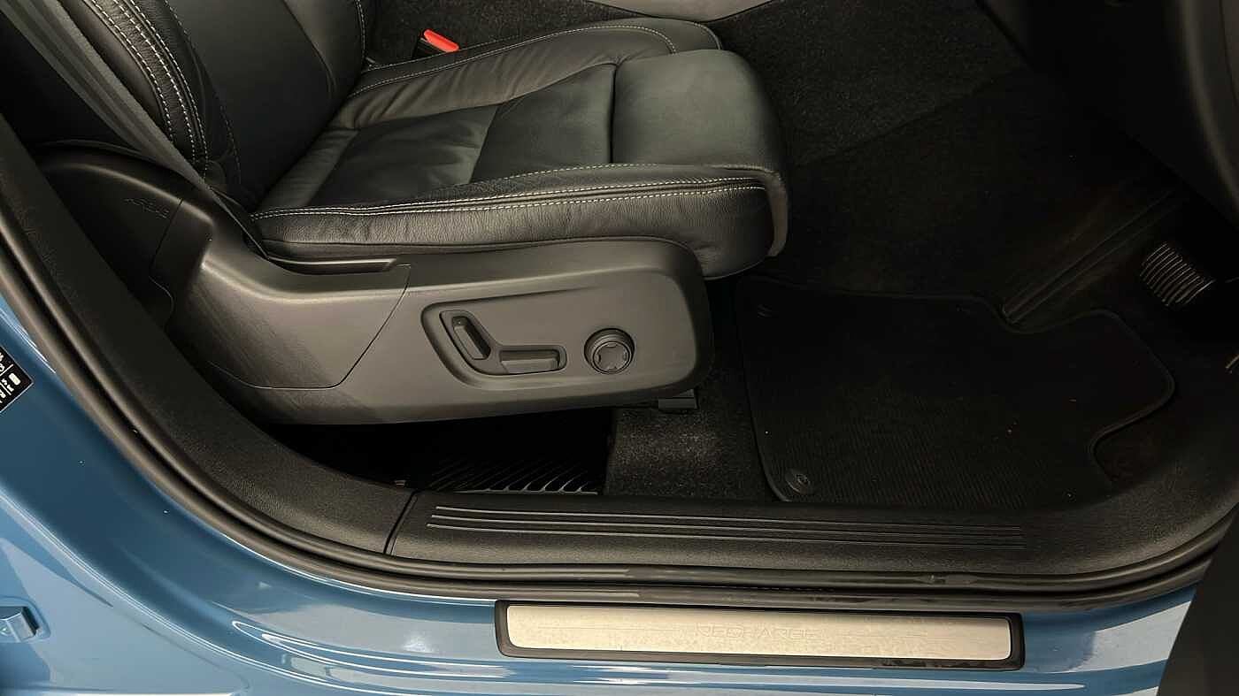 Used Volvo XC40 2022 for sale - 76172426: Photo 34