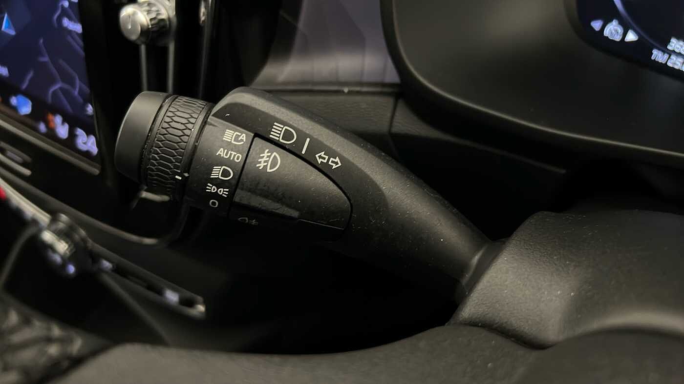 Used Volvo XC40 2022 for sale - 76172426: Photo 40