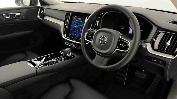 Used Volvo V60 2024 for sale - 75481211: Photo 13