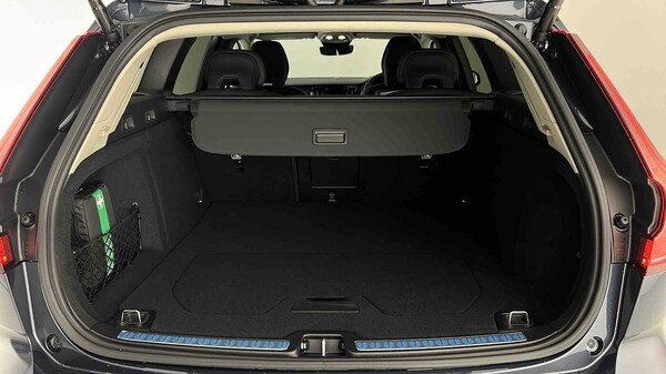 Used Volvo V60 2024 for sale - 75481211: Photo 19